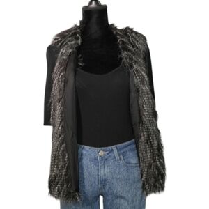 Peacock vest 0214